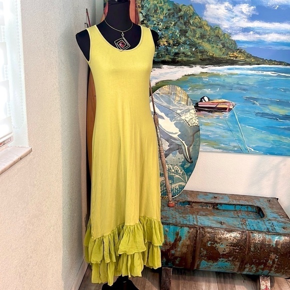 Harari, Soft Lime, Silk Blend w/Silk Ruffled Swing Hem, Excellent Condition, XS - Picture 12 of 16